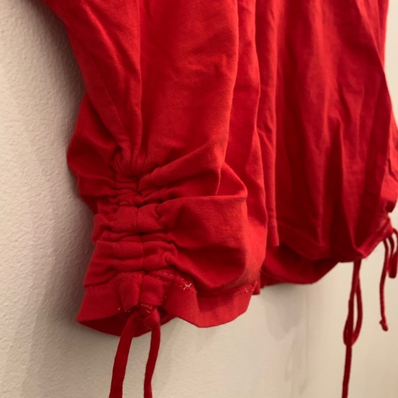 Wilfred T-shirt - Picture 3 of 4